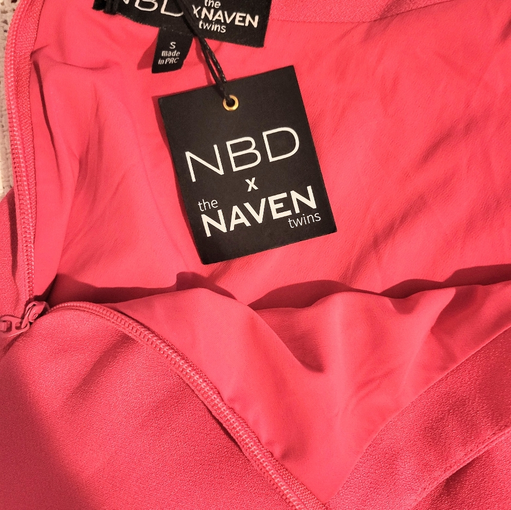 NBD x Naven Hot Pink Cut Out Dress - Picture 4 of 4